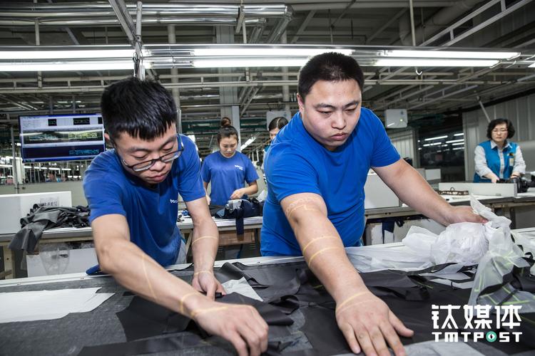 酷特服装工厂:新流水线,新工人丨钛媒体《在线》
